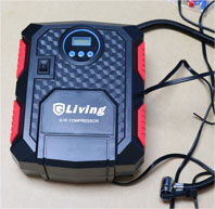 家で車のタイヤに空気を入れる やり方 自動車のタイヤ用電動空気入れの紹介 サンデーゲーマーのブログwp