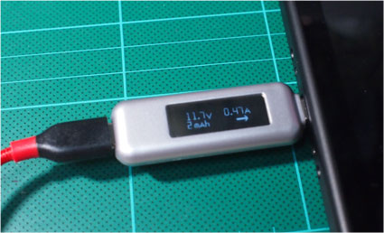 KP-2UCでNintendo Switchを充電する