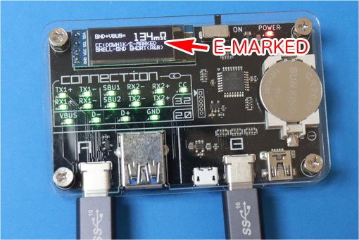USB CABLE CHECKER 2で USB-CのE markerがついているのが分かる