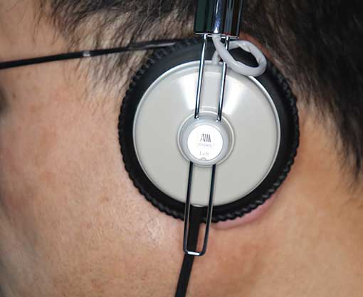 アシダ音響 ST-90-05 装着 耳をおおう具合 眼鏡のツルには影響しない