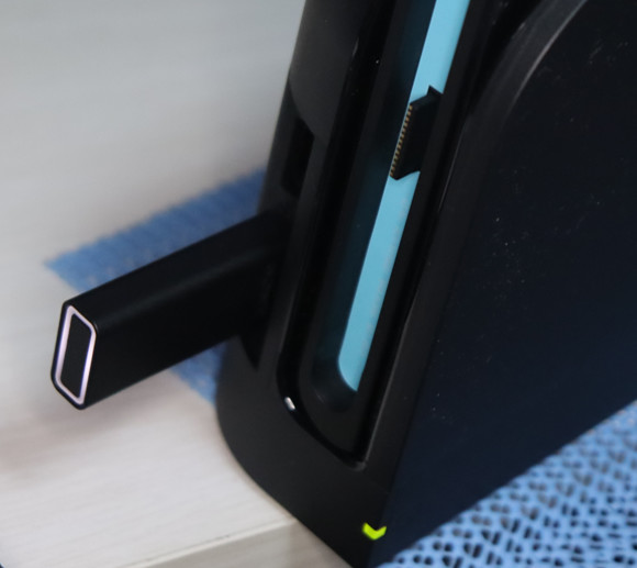 Nintendo Switch 2に INZONE H9 のUSBドングルをつける