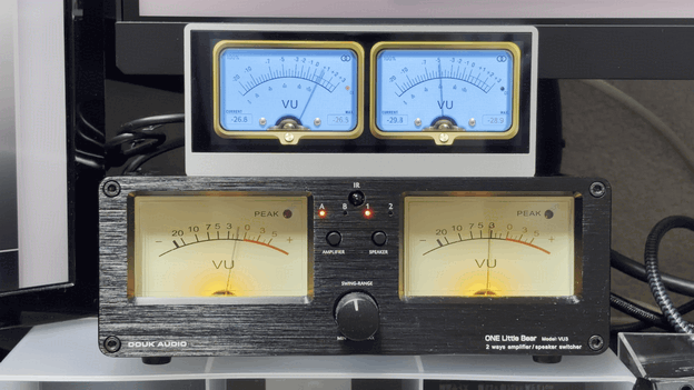 Douk Audio TX7とVU3 gif